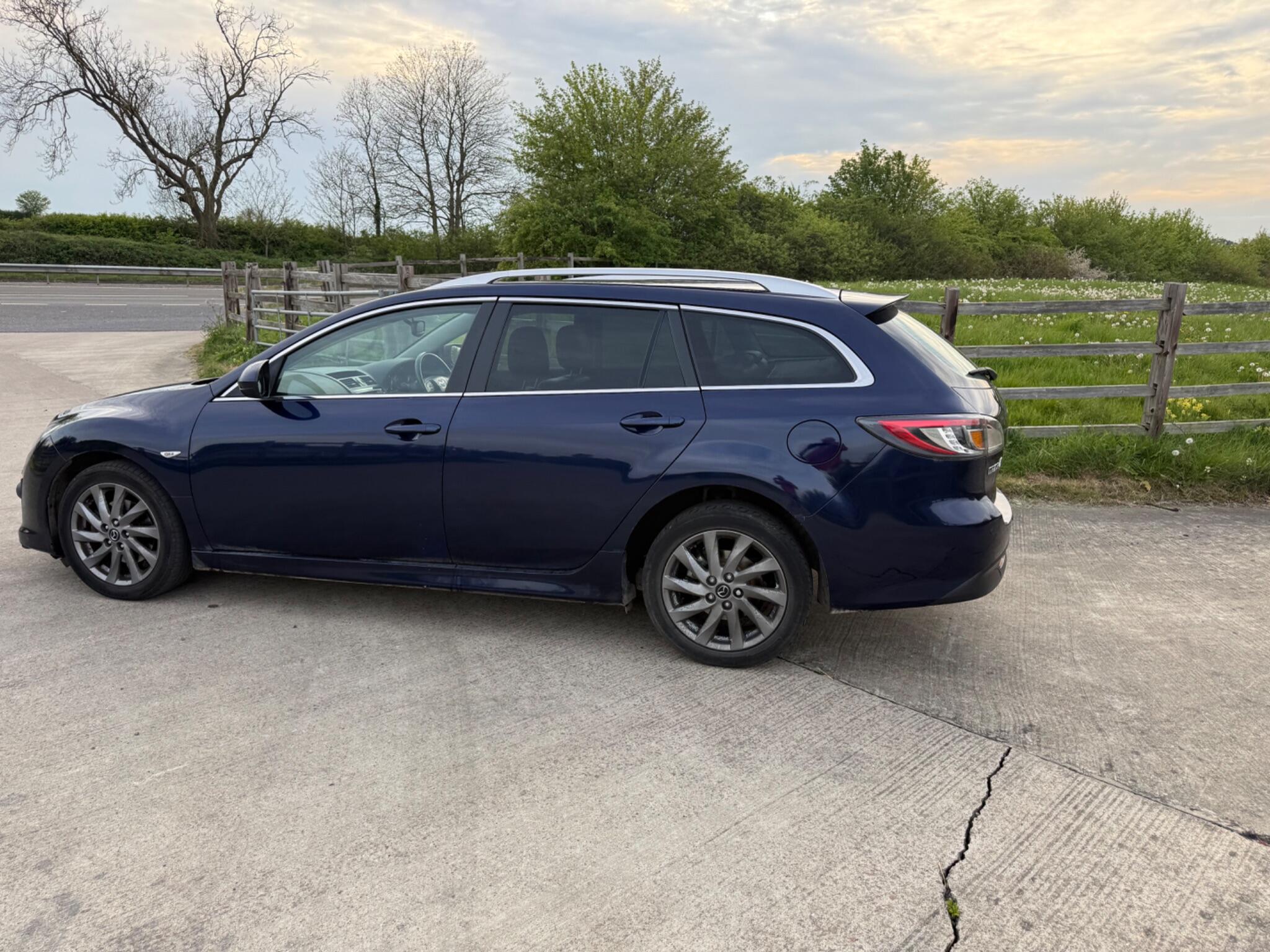 Mazda Mazda6 2.2d Venture Euro 5 5dr — photo 62 of 86